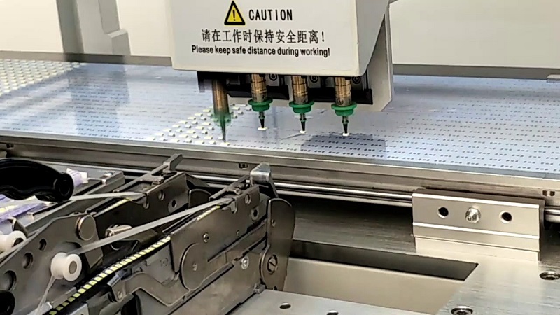 黏合劑保障SMC/SMD過程中芯片不偏移 黏合劑保障SMC/SMD過程中芯片不偏移